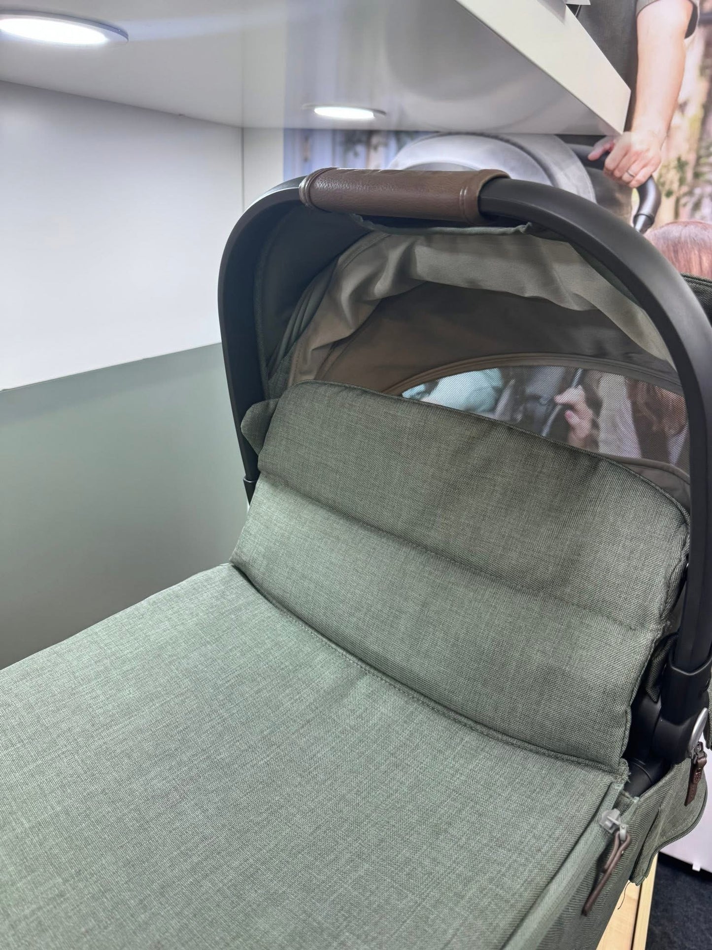 Nuna DEMI NEXT Stroller & Carrycot Pine
