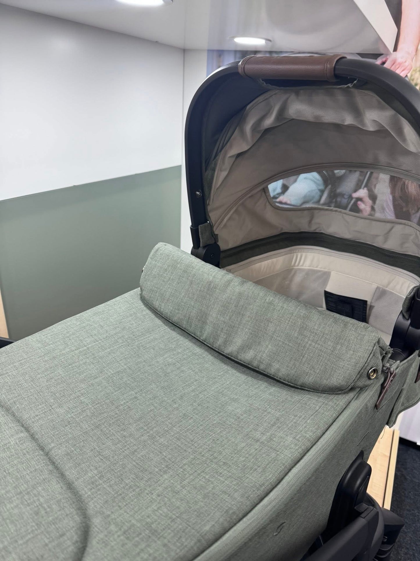 Nuna DEMI NEXT Stroller & Carrycot Pine