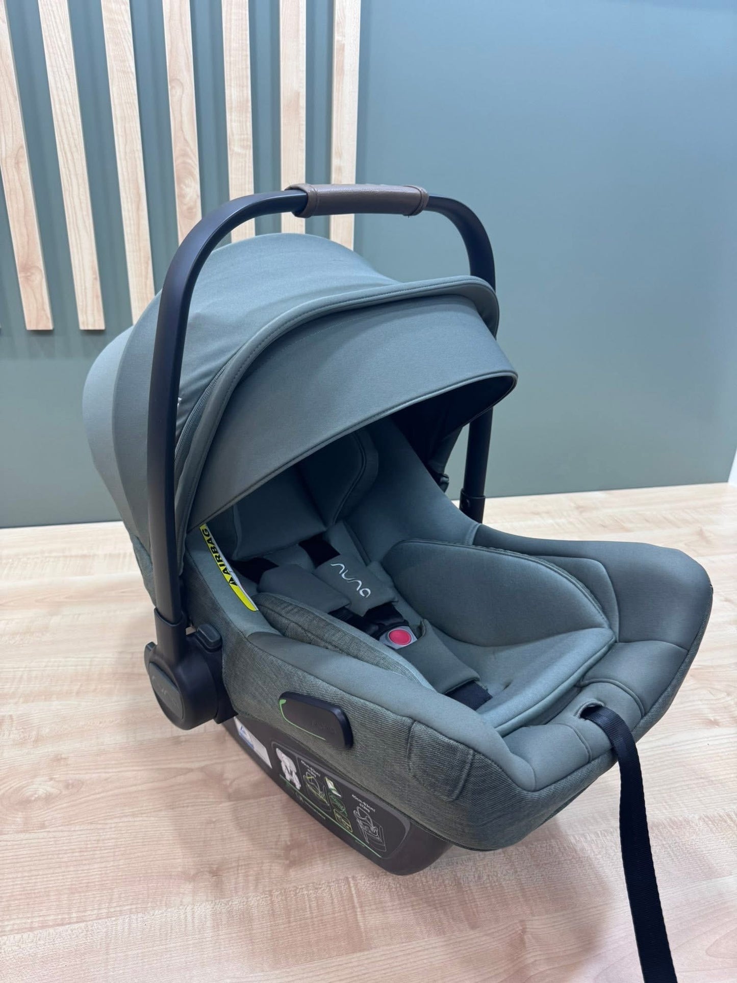 Nuna DEMI NEXT Stroller & Carrycot Pine