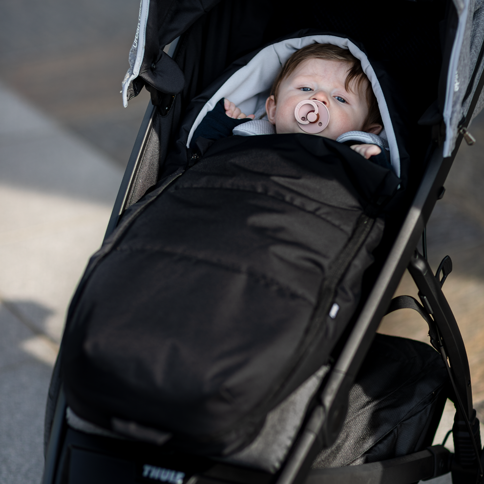 Thule newborn nest newborn nest black