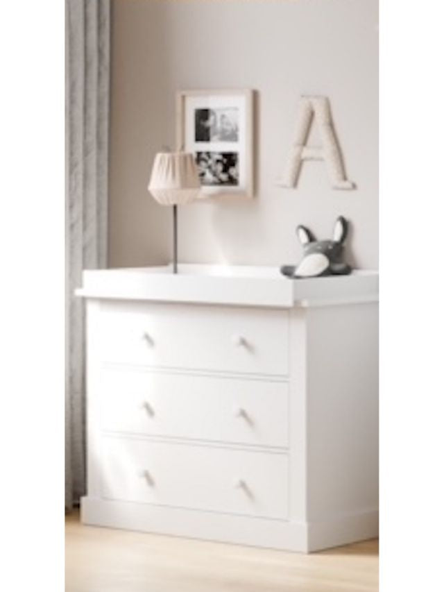 Little Acorns
Langdon Changing Table Dresser, White