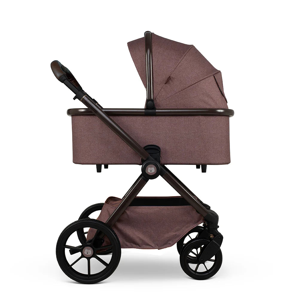 Cosatto Giggle 4 Special Edition Pram and Accessory Bundle Bear Hug *Pre Order End Of September Delivery