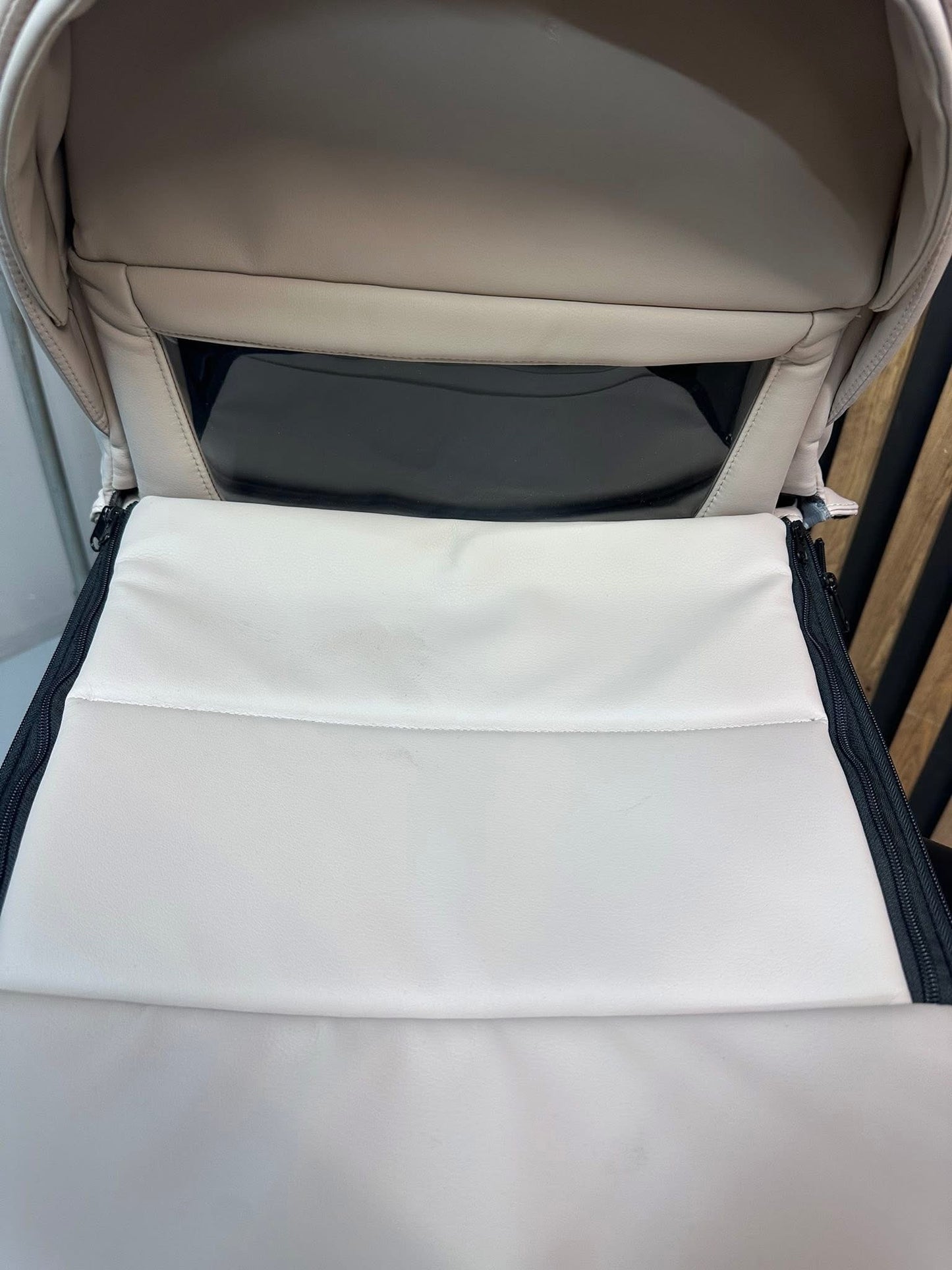 Mee-Go Milano Evo 3in1 Travel System Stone Grey Ex Display