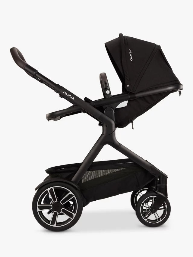 Nuna Demi Next Pushchair, Carrycot and Accessories with PIPA Next Car Seat Bundle, Caviar