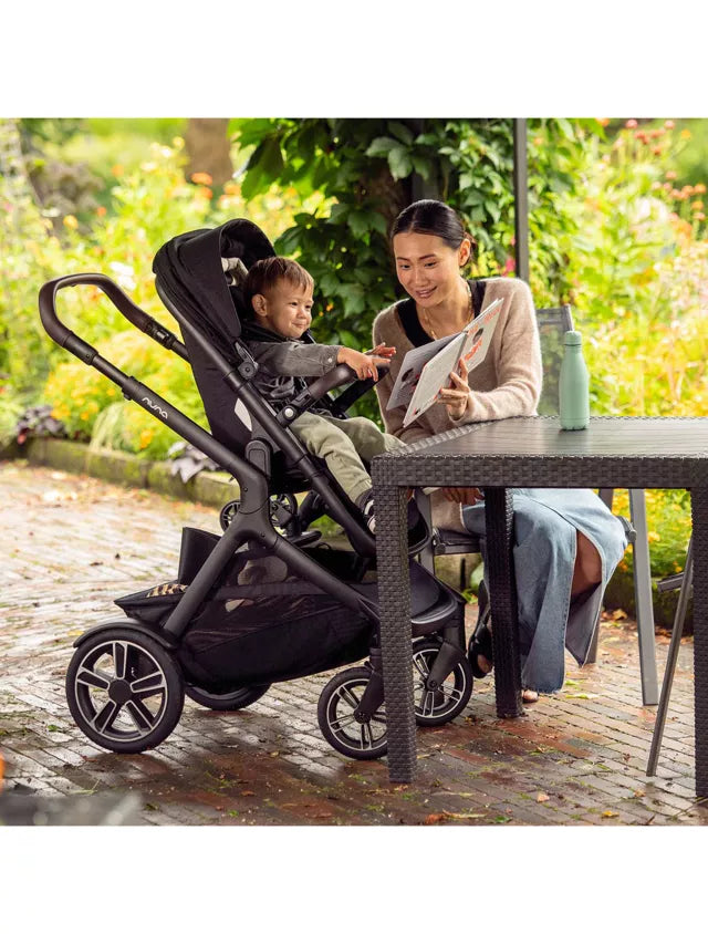 Nuna Demi Next Pushchair, Carrycot and Accessories with PIPA Next Car Seat Bundle, Caviar