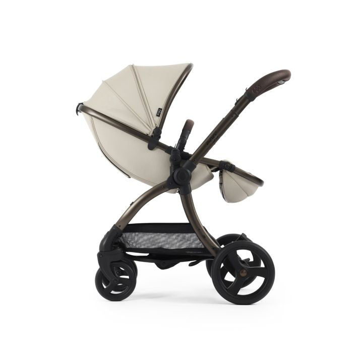 Egg 3 Luxury Travel Bundle With Shell i-Size Car Seat Cashmere