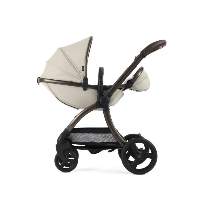Egg 3 Luxury Travel Bundle With Shell i-Size Car Seat Cashmere