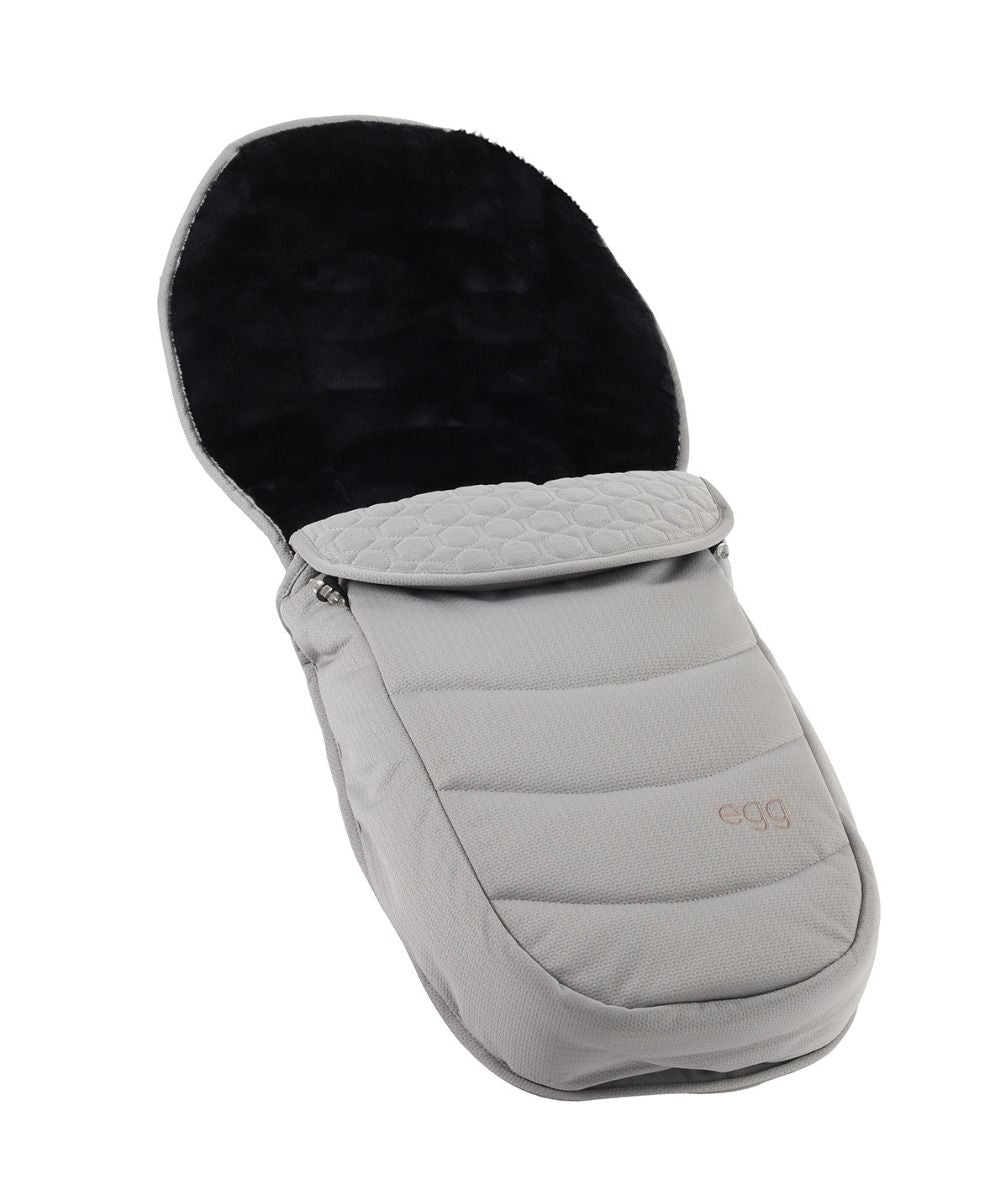 Egg 3 Luxury Travel Bundle With Shell i-Size Car Seat Glaciar Ex display