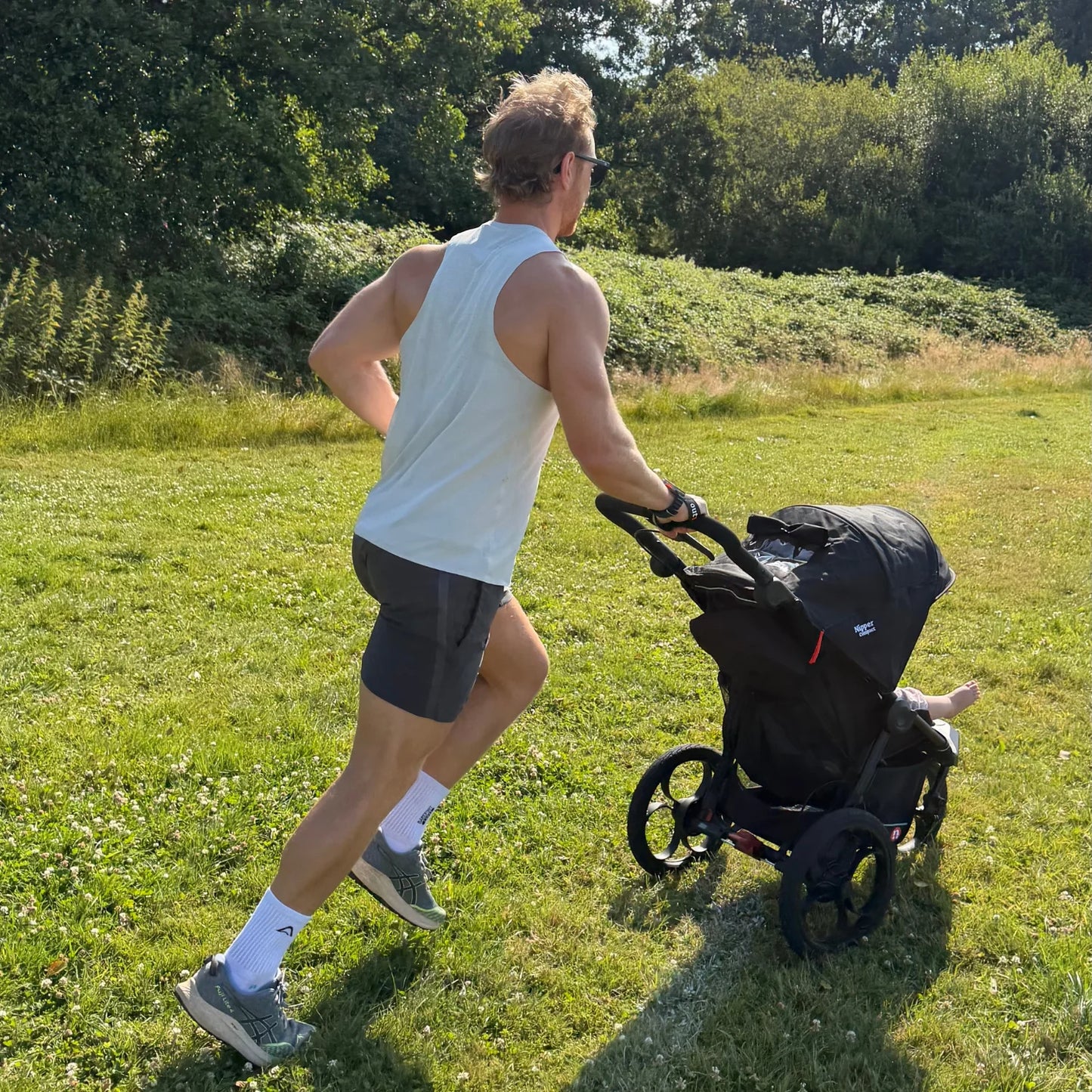 Out n About Nipper Compact Pebble Mint Pre Order Mid August