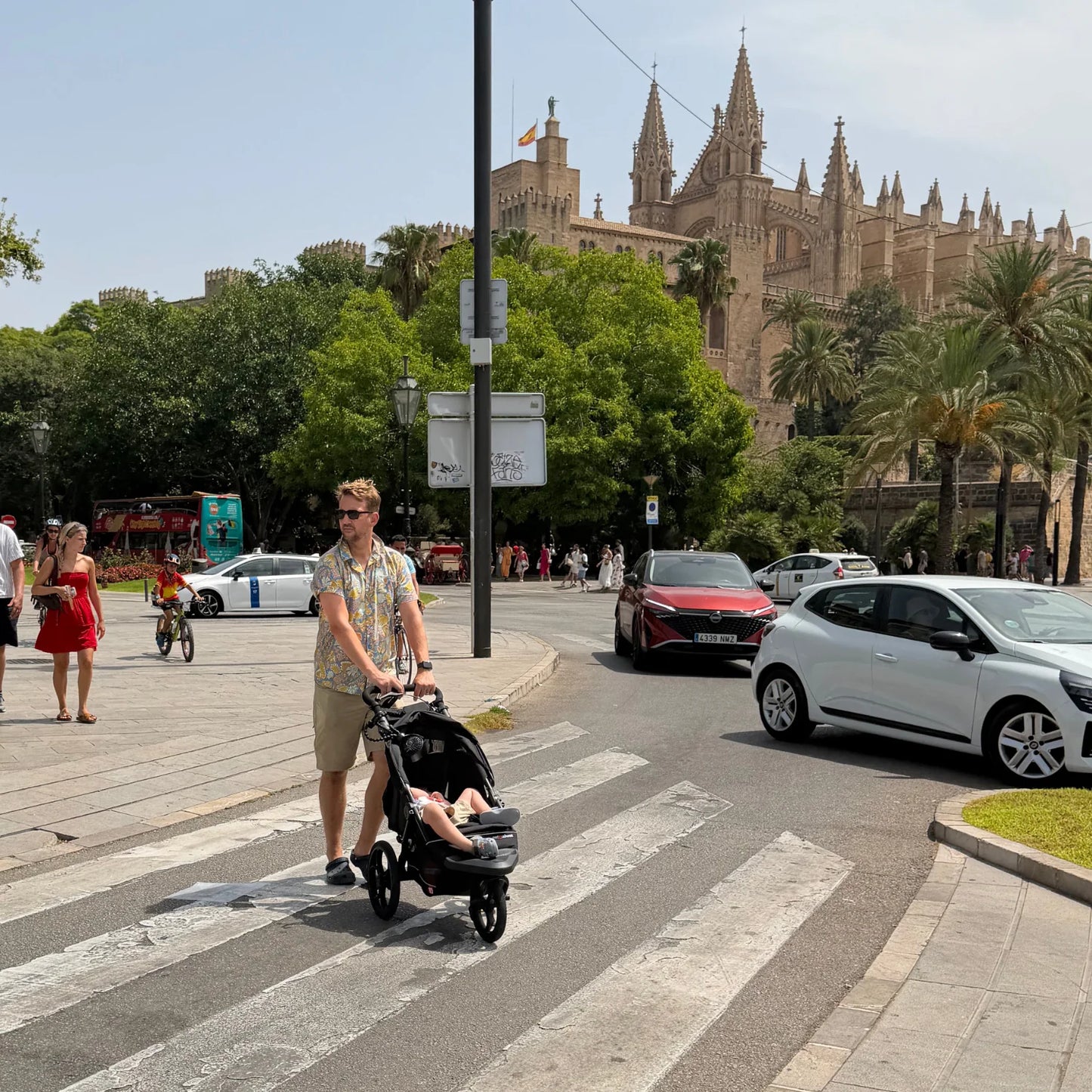 Out n About Nipper Compact Summit Black Pre Order Mid August