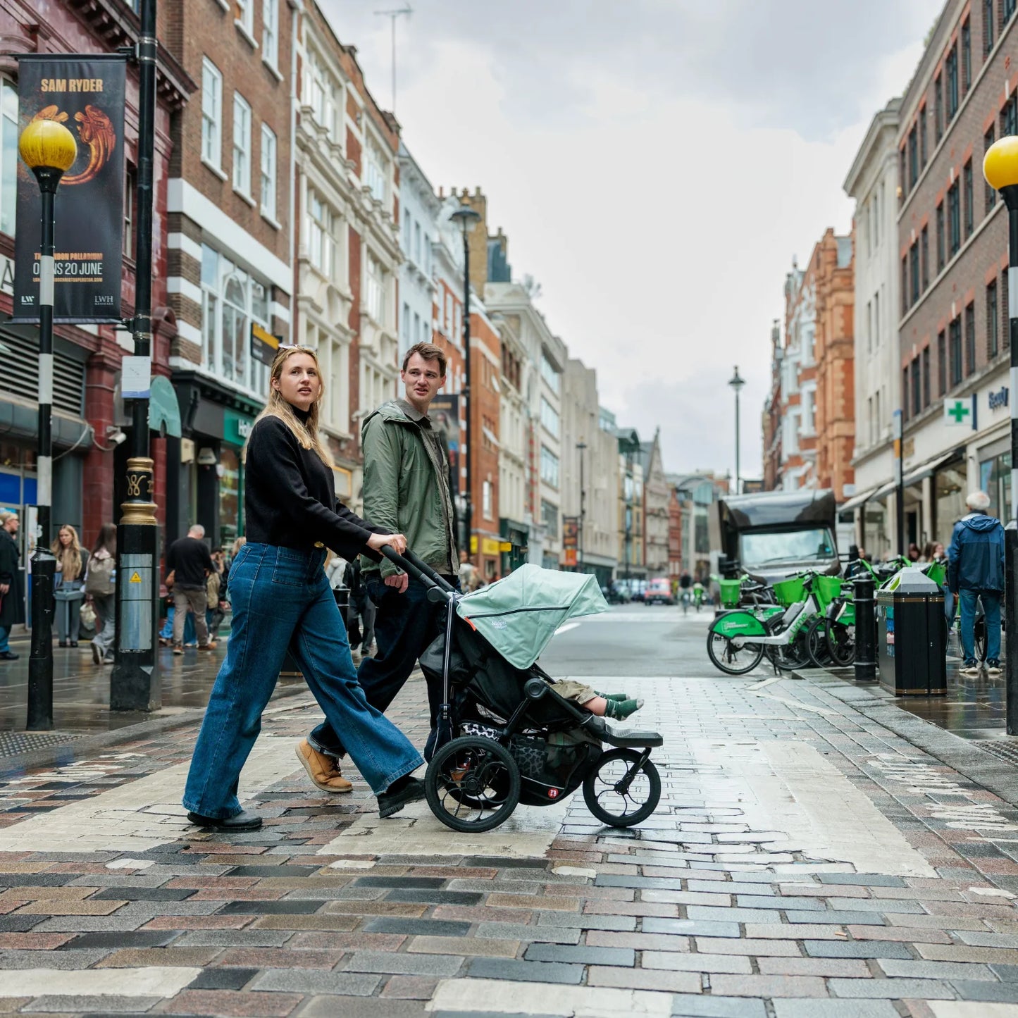 Out n About Nipper Compact Pebble Mint Pre Order Mid August