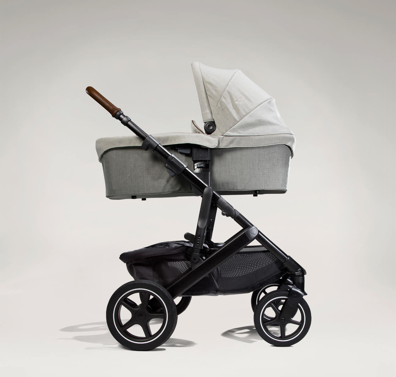 Joie Signature Vinca Stroller with Ramble XL Carrycot Oyster