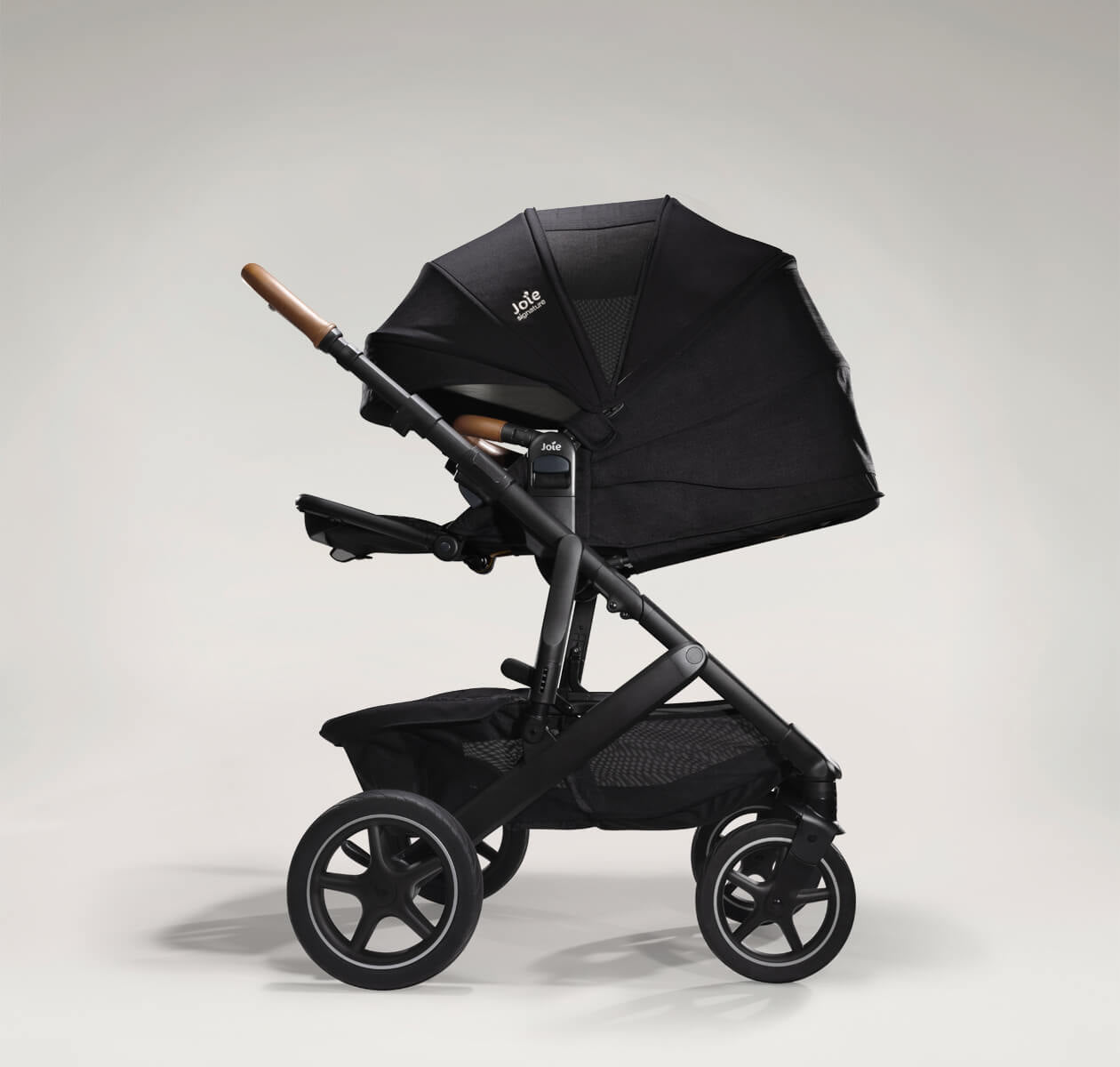 Joie Signature Vinca Stroller with Ramble XL Carrycot Eclipse