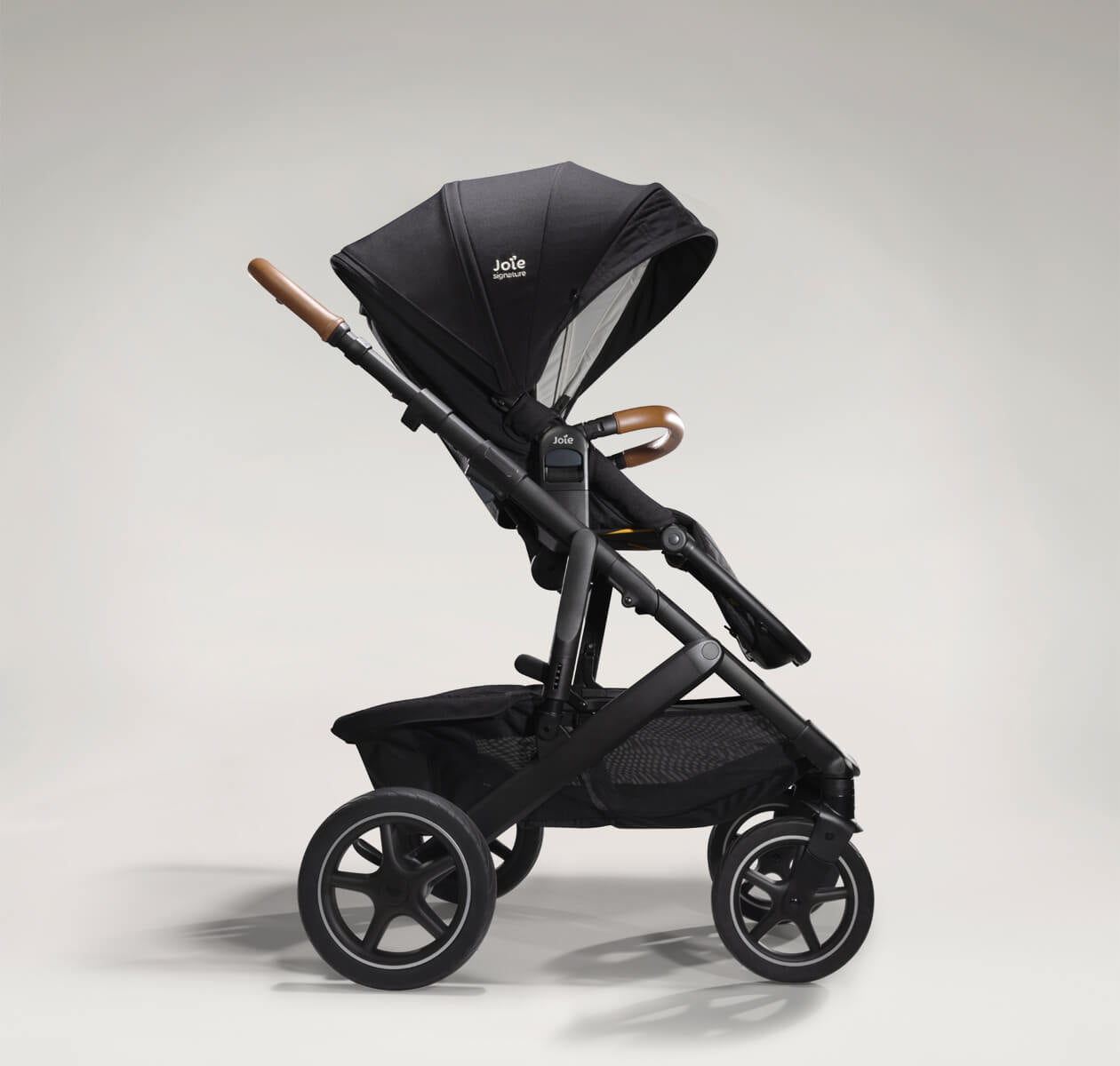 Joie Signature Vinca Stroller with Ramble XL Carrycot Eclipse