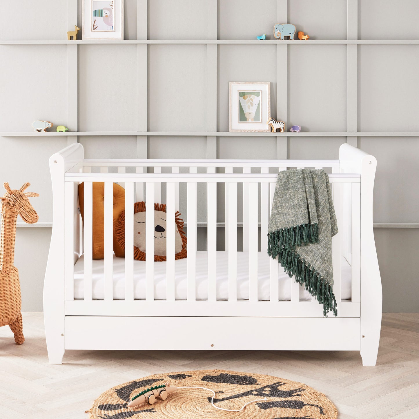 Babymore Stella 2 Piece Nursery Room Set – white