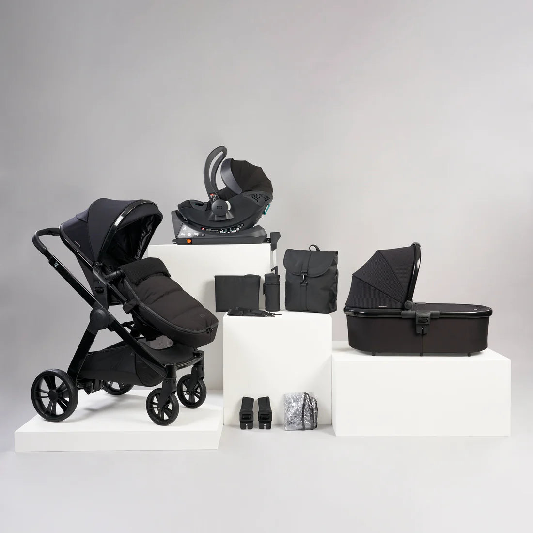 Bababing Raffi Premium Travel System with Isofix Base - Black