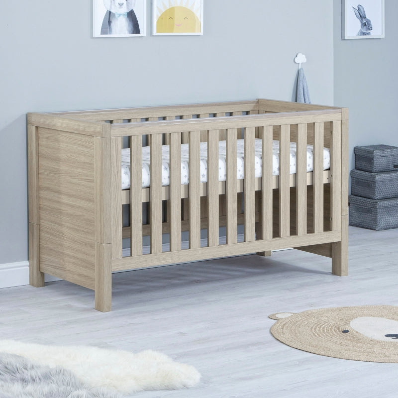 Babymore Luno Cot Bed-Oak