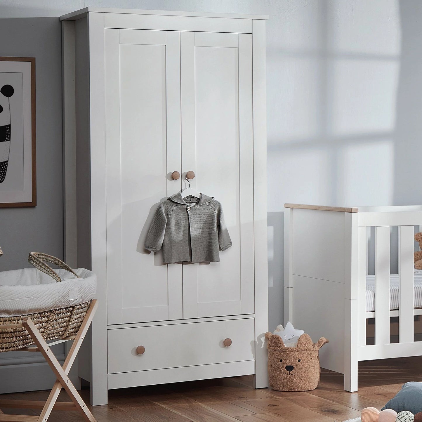 Cuddle Co Aylesbury 2 Door Double Wardrobe - White & Ash