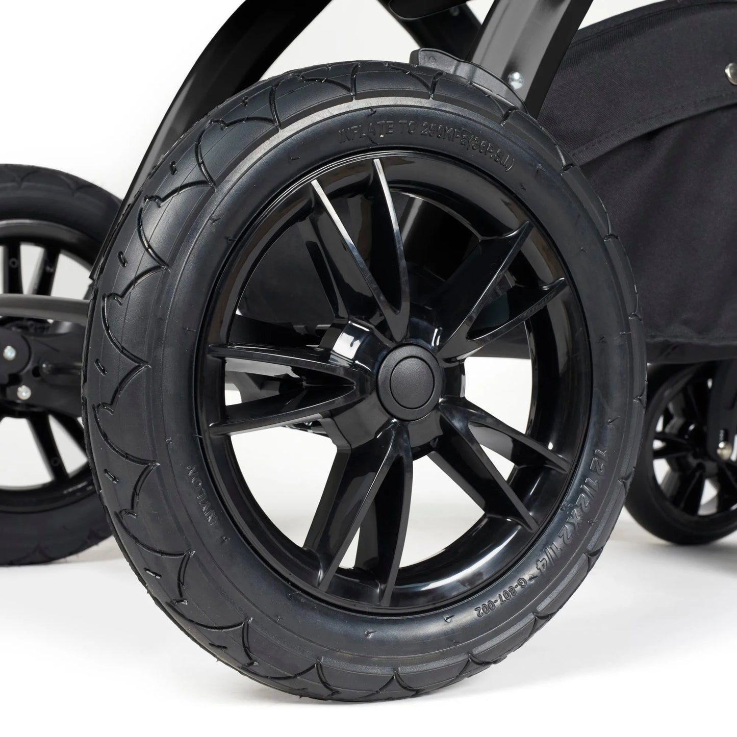 Ickle bubba Stomp Luxe All in One Premium i-Size Travel System with ISOFIX Base *Desert  - Black handle