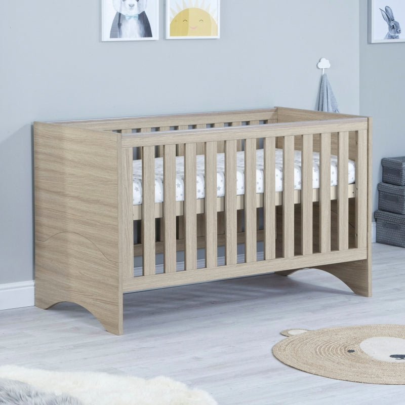 Babymore Veni Cot Bed-Oak