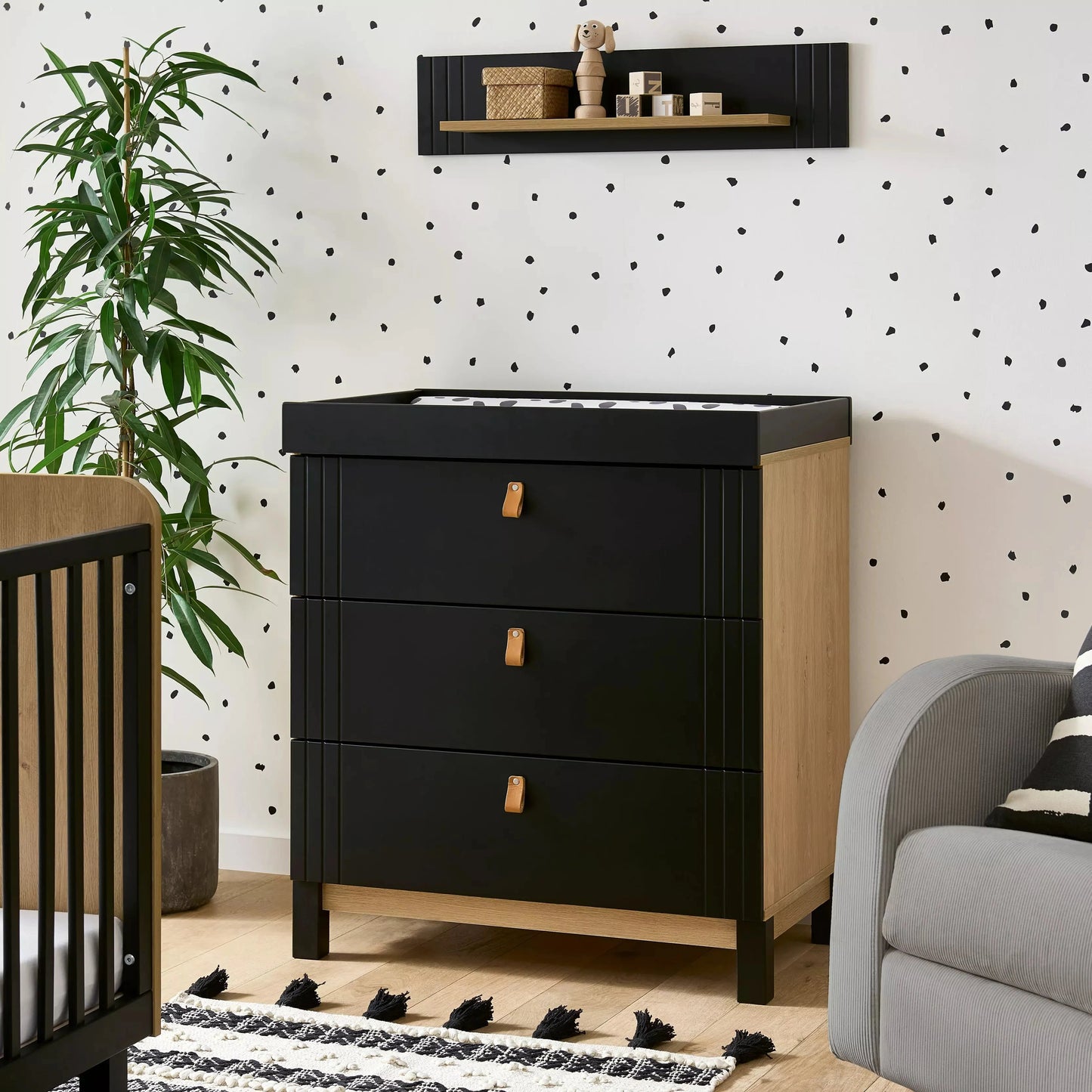 Cuddle Co Rafi 3 Piece Nursery Furniture Set - Oak & Black *pre order end of November