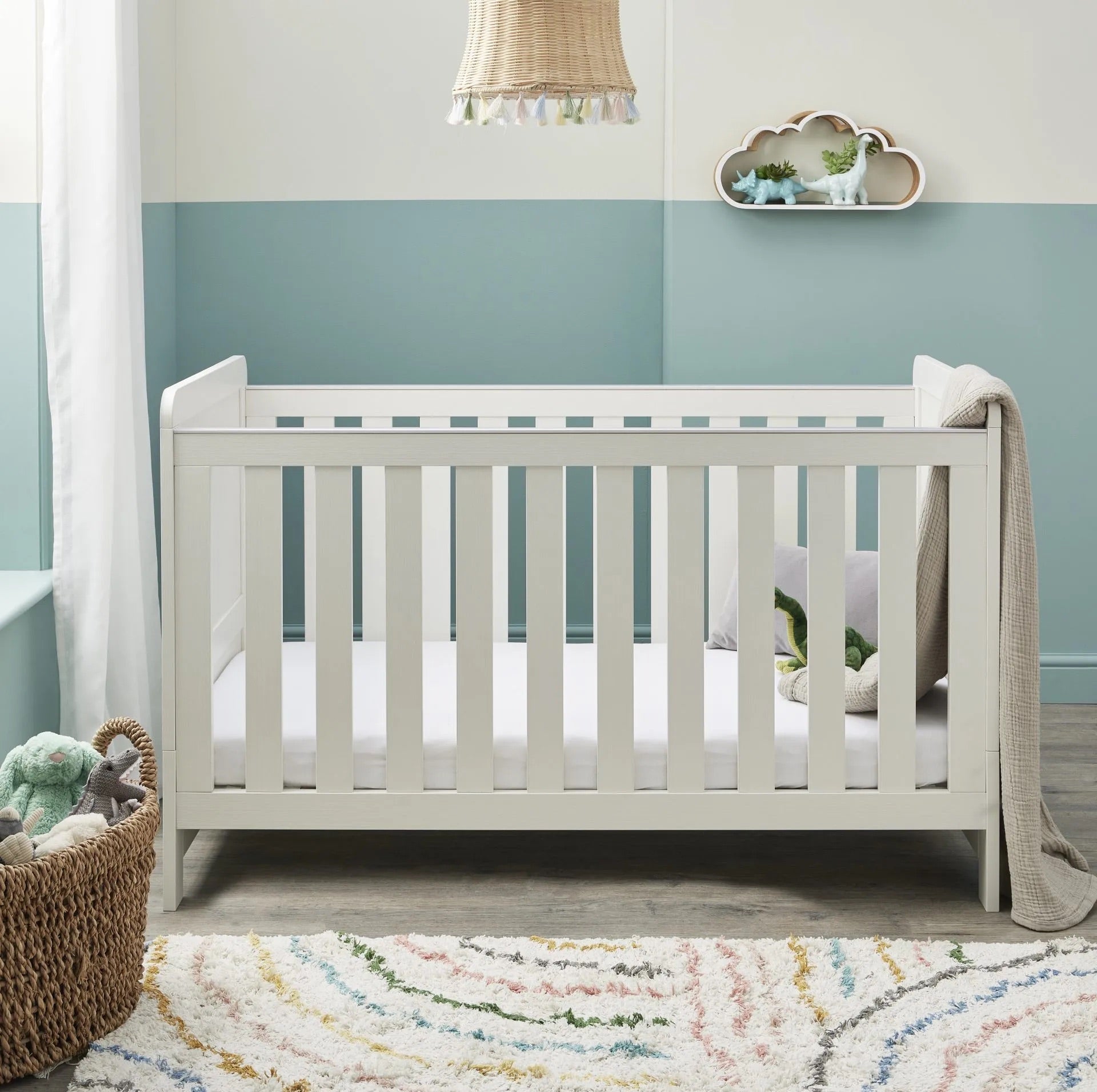 Baby cot 2025 bed sale