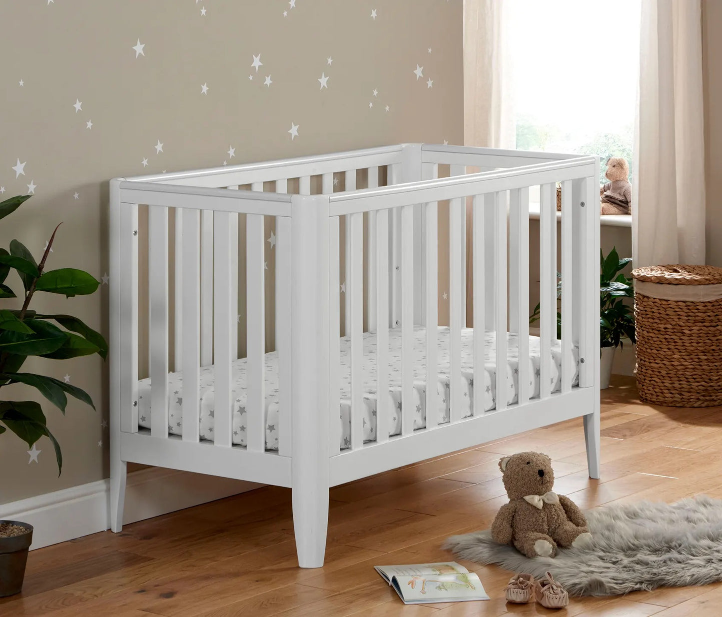 Babymore Iris Cot Bed & cot top changer  -White